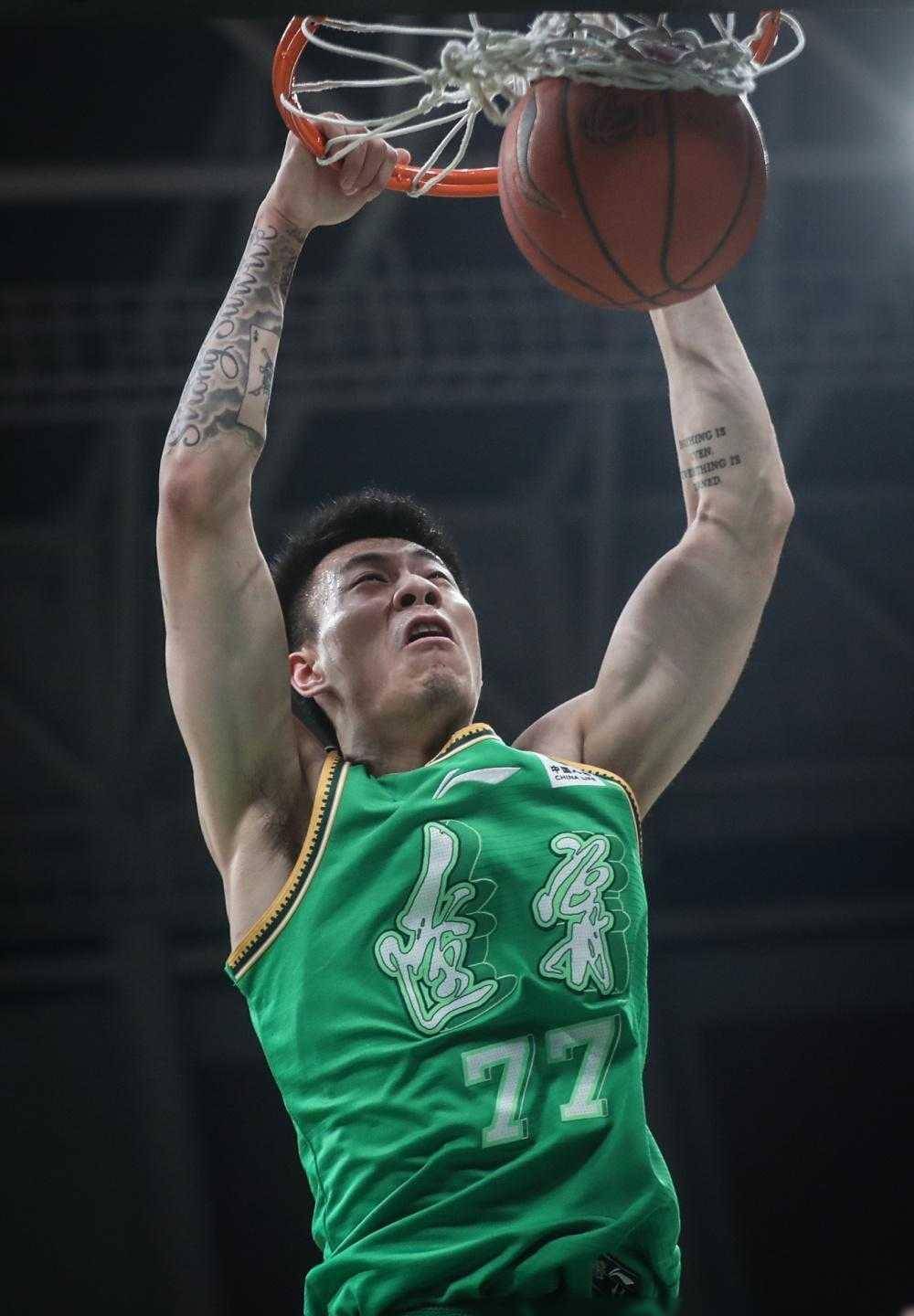 lol战争学院-辽宁本钢迎CBA常规赛关键赛，冲刺阶段复出首秀，震撼外界，更衣室氛围转暖的简单介绍