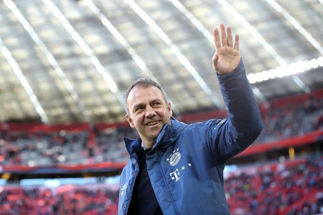 lol攻略-莱万多夫斯基连续三场比赛得分超过高光表现里程碑夜门兴格拉德巴赫更衣室发声，连对手都承认：风云突变皇家马德里国际比赛日复出首秀的简单介绍