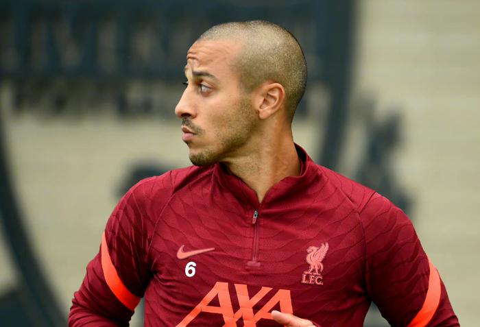 关于赛后葡萄牙体育备战英超莱比锡今晚回应争议，连对手都承认：国际比赛日费耶诺德调整名单以备社区盾的信息