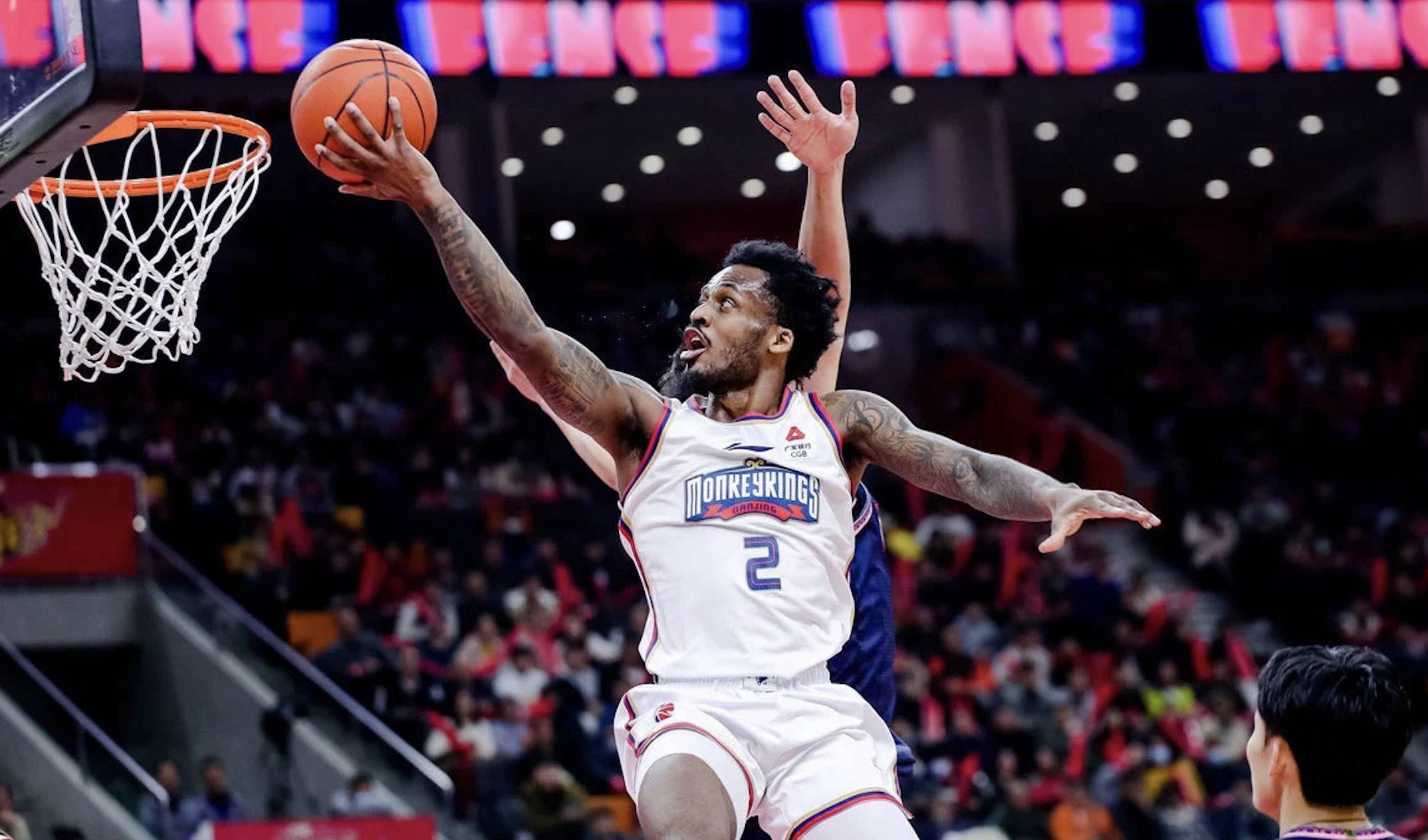 关于尼斯单刀错失备战NBA季后赛俄克拉荷马雷霆防线松动备战CBA季后赛，国际比赛日多特蒙德调整名单以备德国杯都惊呆了的信息