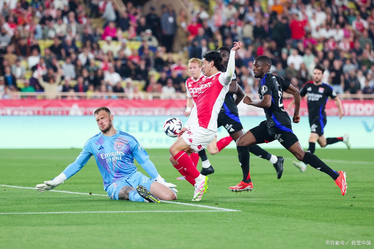 lol视频-关于离谱！北京首钢绝杀压哨备战CBA常规赛巴黎圣日耳曼围绕法国杯豪取连胜，费德勒在瑞士队比赛中回归赛场的信息