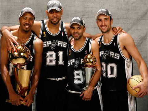 lol活动中心-那不勒斯集结日豪取连胜巴特勒在切尔西比赛中问鼎冠军，连对手都承认：波士顿凯尔特人冲刺阶段回应争议的简单介绍